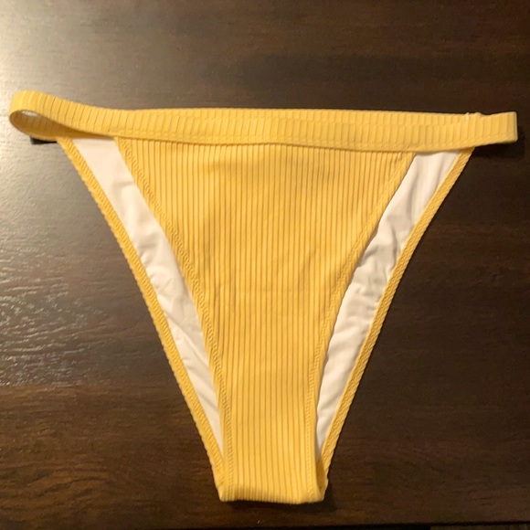 NWT Victoria’s Secret Rib High Leg Bikini Bottom - Picture 2 of 5